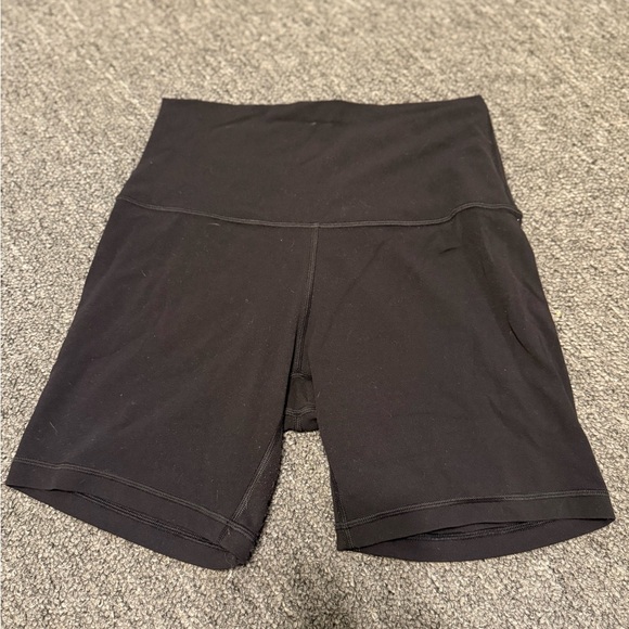 Lululemon black Align bike shorts - Picture 1 of 2